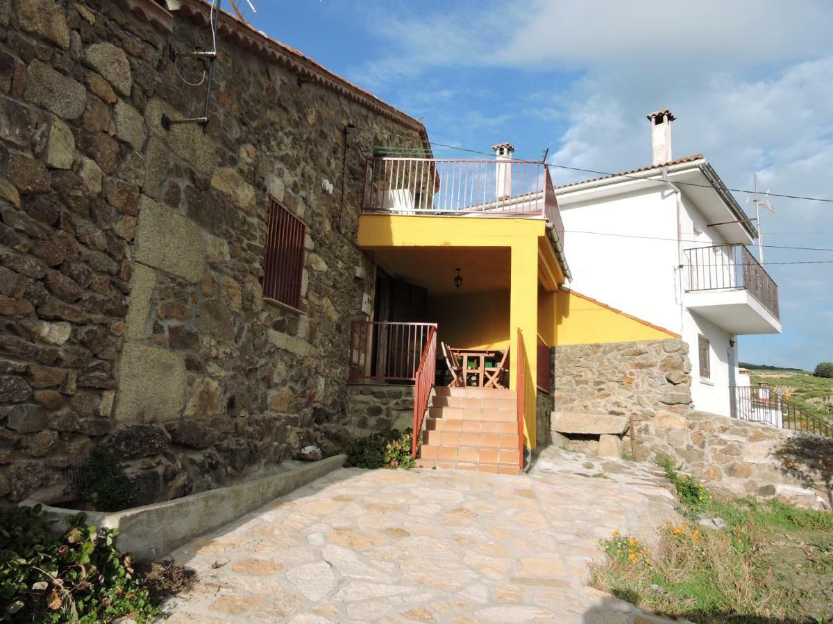 Casa Sierra De Gredos Pensionat Navasequilla Exteriör bild